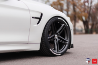   Vossen: BMW M4   Vossen VFS-5