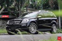 ���� ������� Vossen: Mercedes GL �� ������ Vossen CV4
